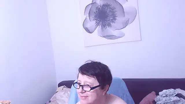 ChristaRose: онлайн-секс-чат