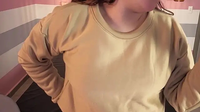 Chat XXX en directo de little_emma0