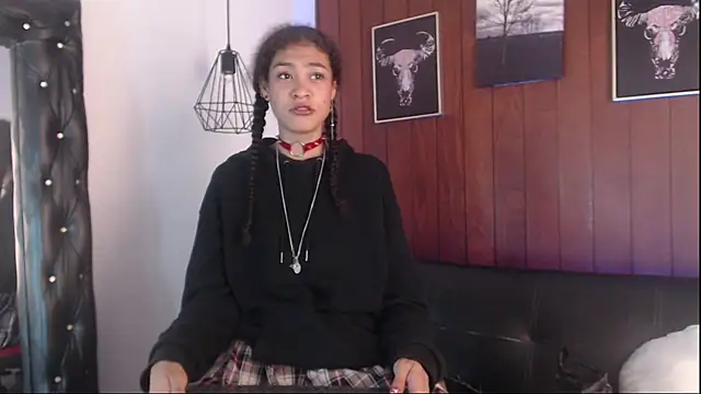 Chat +18 de Aurora_ath ao vivo