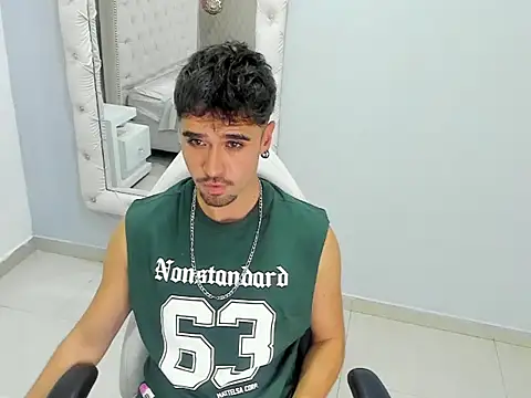 BrunoTurnerr Live XXX-Chat