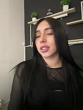 แชท XXX สดของ isabella_jade