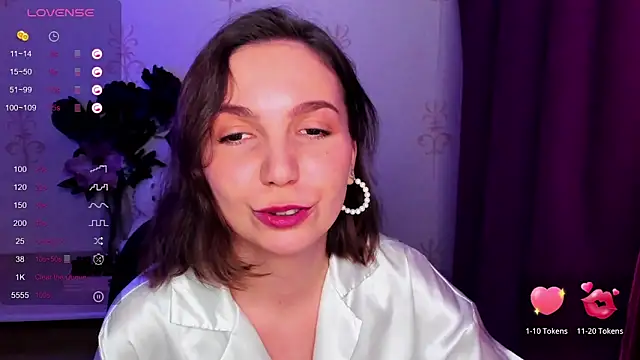 KindHazelHere_ 即時 XXX 聊天