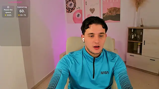 Chat +18 de Massimo_Fiore ao vivo