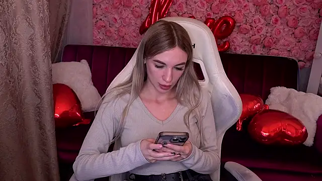 Show modela ArinaWong na web-kameri