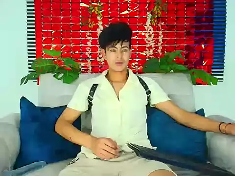 ThiiagoSaeenz Live XXX-Chat