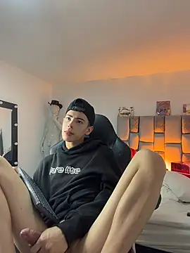 Sebastian_Reed Live XXX-Chat