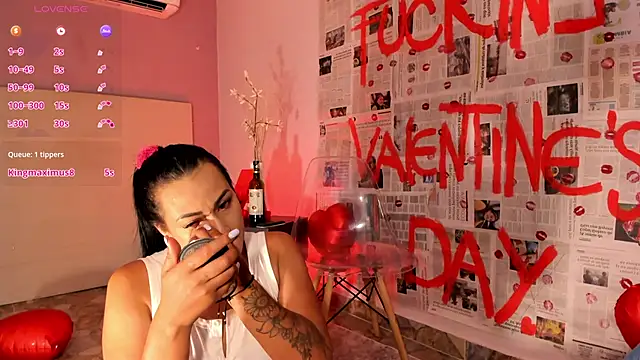 Miss_Ambeer Chat XXX in diretta