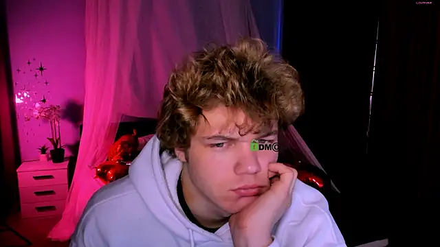 دردشة lucas_long_ الجنسية المباشرة