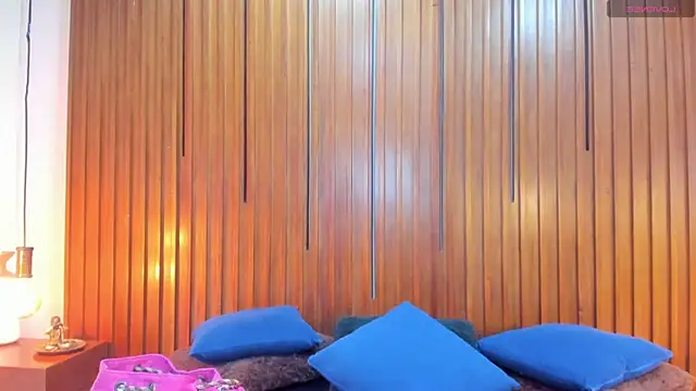 SilvanaCapelli – Naživo XXX chat