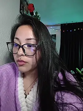 Bella-Gema: онлайн-секс-чат