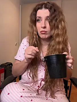 RoxxyDallas: онлайн-секс-чат