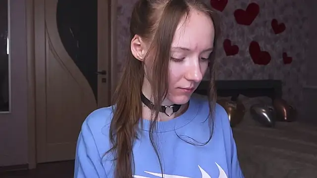 XXX chat uživo modela Why_me_stella