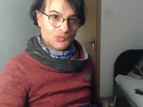 XXX chat uživo modela wildpussycat23