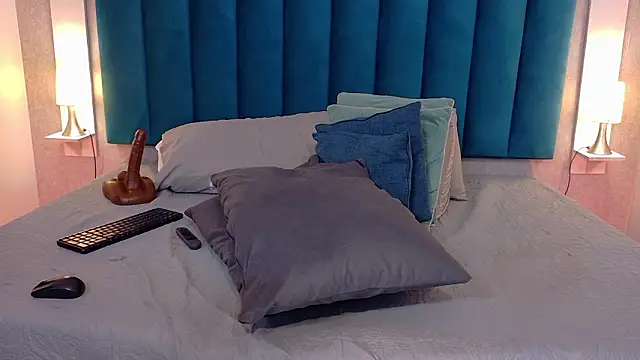 Madisonsmiith 网络视讯表演