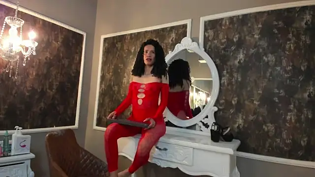 Show modela JuliethMilf na web-kameri