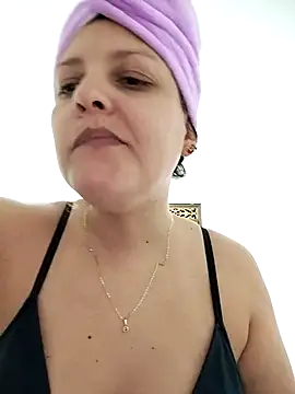 Chat +18 de Mia_Hampton ao vivo