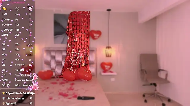 XXX chat uživo modela aisha_sakina