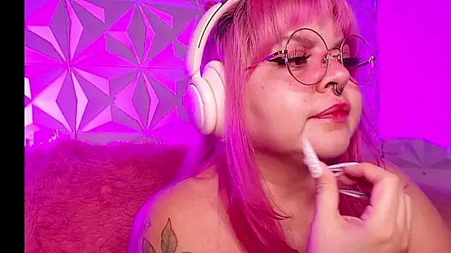 Webkamerová show Satyn_doll