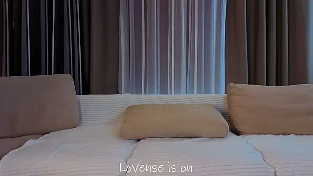 LurleneRamo 即時 XXX 聊天