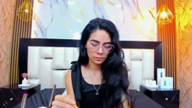 Czat XXX na żywo – NicoleEsposito