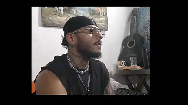 Show modela liyamjunior na web-kameri