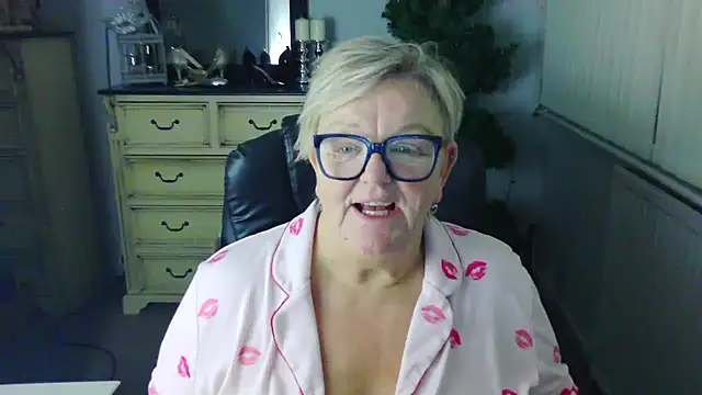 Czat XXX na żywo – BridgetBlueEyes