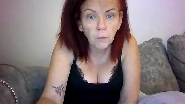 Show modela Forbidden-Irish-x na web-kameri