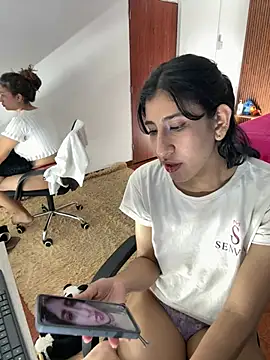 Chat XXX ao vivo de Violet_rousse7