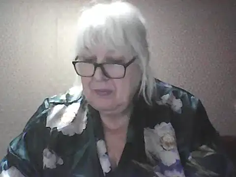 Alexia64231 Show in webcam