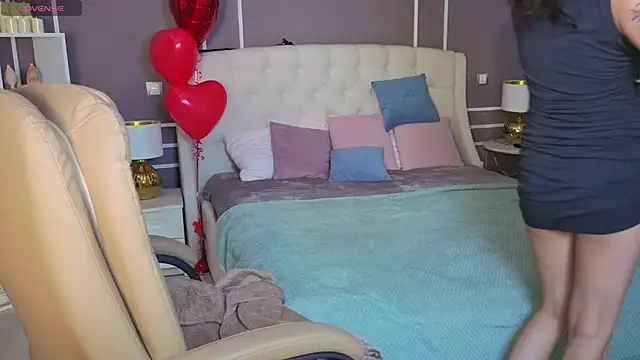 Онлайн чат XXX ElinaMotion