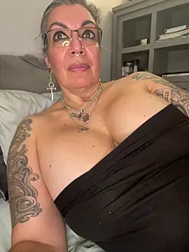 dieseldame1313 Live XXX-Chat