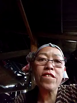 Agnes-baby Webcam Show