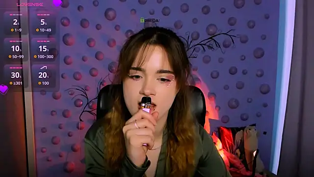 liana_kisses: онлайн-секс-чат