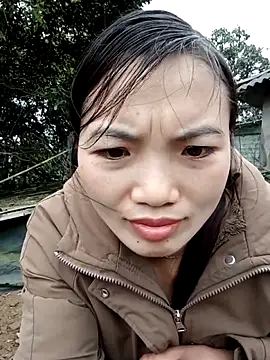 แชท XXX สดของ ngan-cute