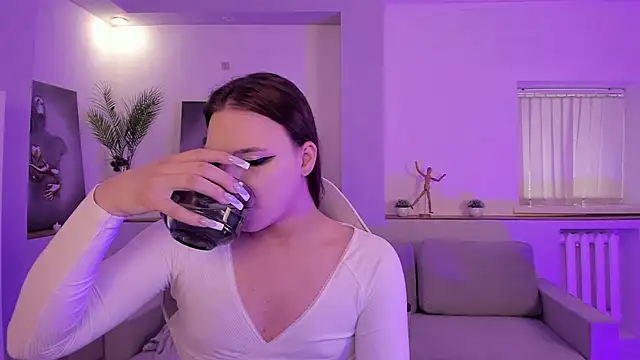 Madison_dolly: απευθείας συνομιλία ΧΧΧ