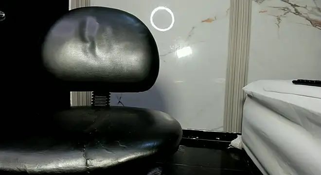 Chat +18 de amber_diior ao vivo