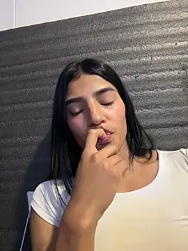 Ema_Rose_ Obrolan Langsung XXX