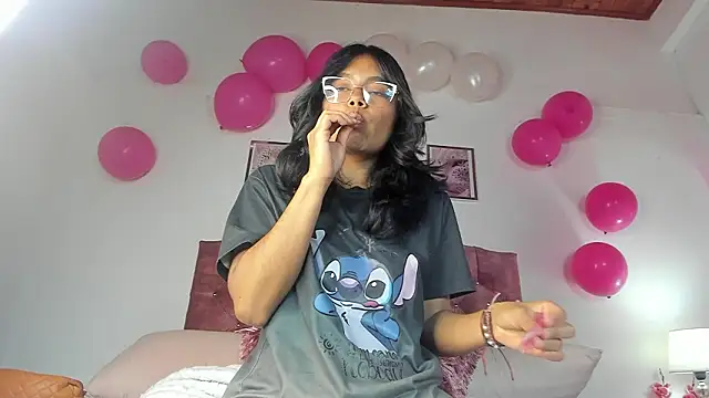 luna_velveth – Live XXX-chat