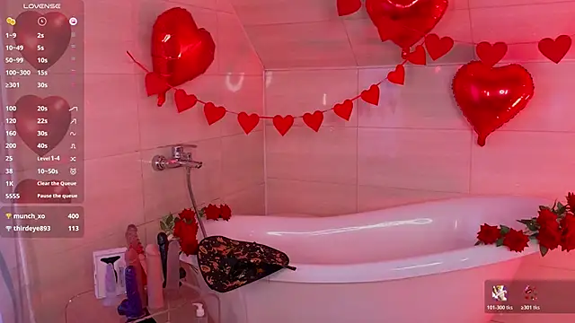 WICKEDEMBER ওয়েবক্যাম শো