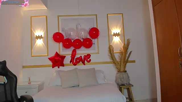 lia_sexx19n Live XXX chat