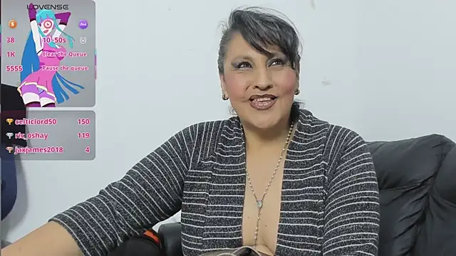 merlyna_goldens: онлайн-секс-чат