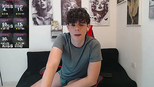 Angelo-cianuro- Live XXX-chat