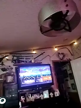 BonnienClyde5421's Live XXX Chat