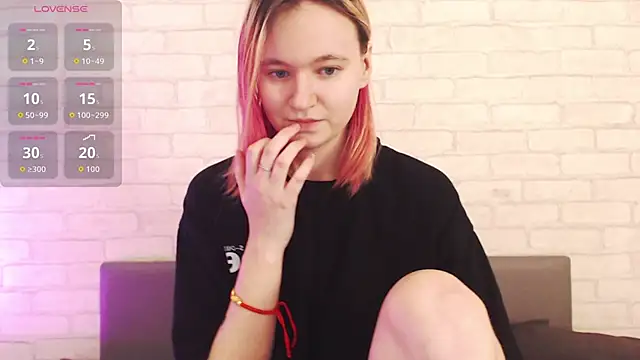 XXX chat uživo modela Ericha_Stone