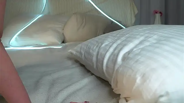 FalineBeacher Chat XXX in diretta