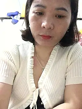 ManaMi-Ami élő XXX-chatje