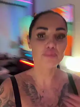 Sarah_Hard Webcam Show