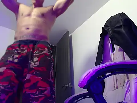 xxxtreme_master7 Chat XXX live