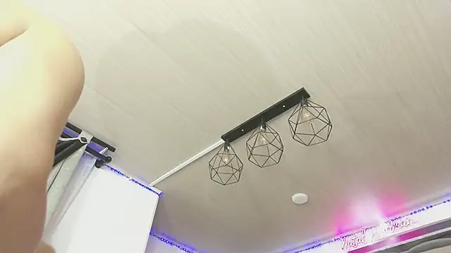 nataly_kydmann élő XXX-chatje