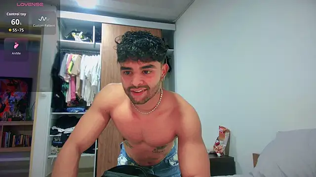 JordanRossie 라이브 XXX 채팅